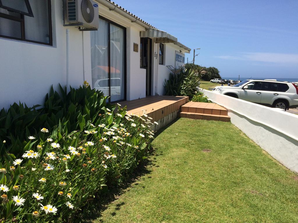Breeze Inn Guesthouse Kiddʼs Beach Εξωτερικό φωτογραφία