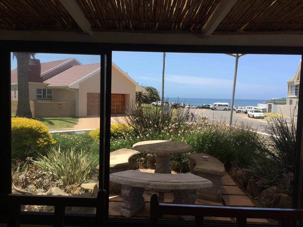 Breeze Inn Guesthouse Kiddʼs Beach Εξωτερικό φωτογραφία